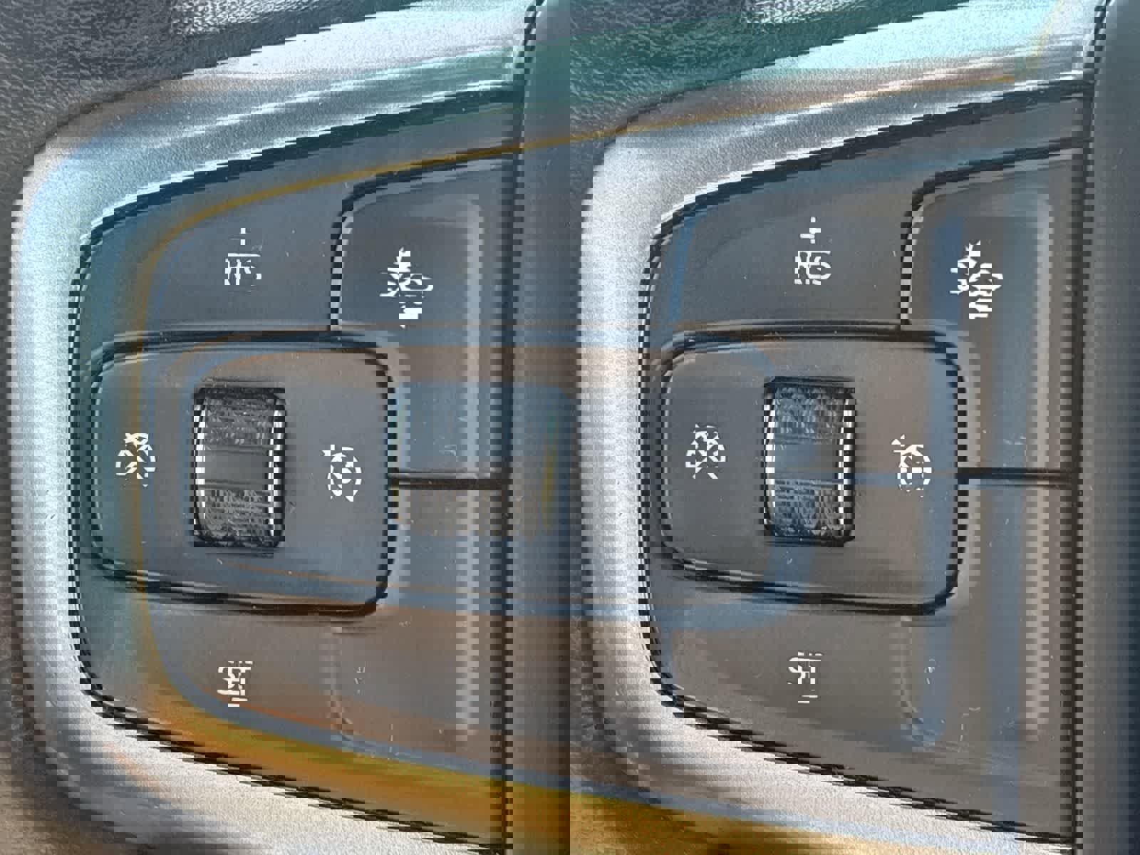 Used 2021 Chevrolet Tahoe LS image 30