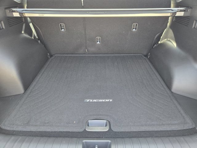 Used 2026 Hyundai Tucson SE FWD image 31