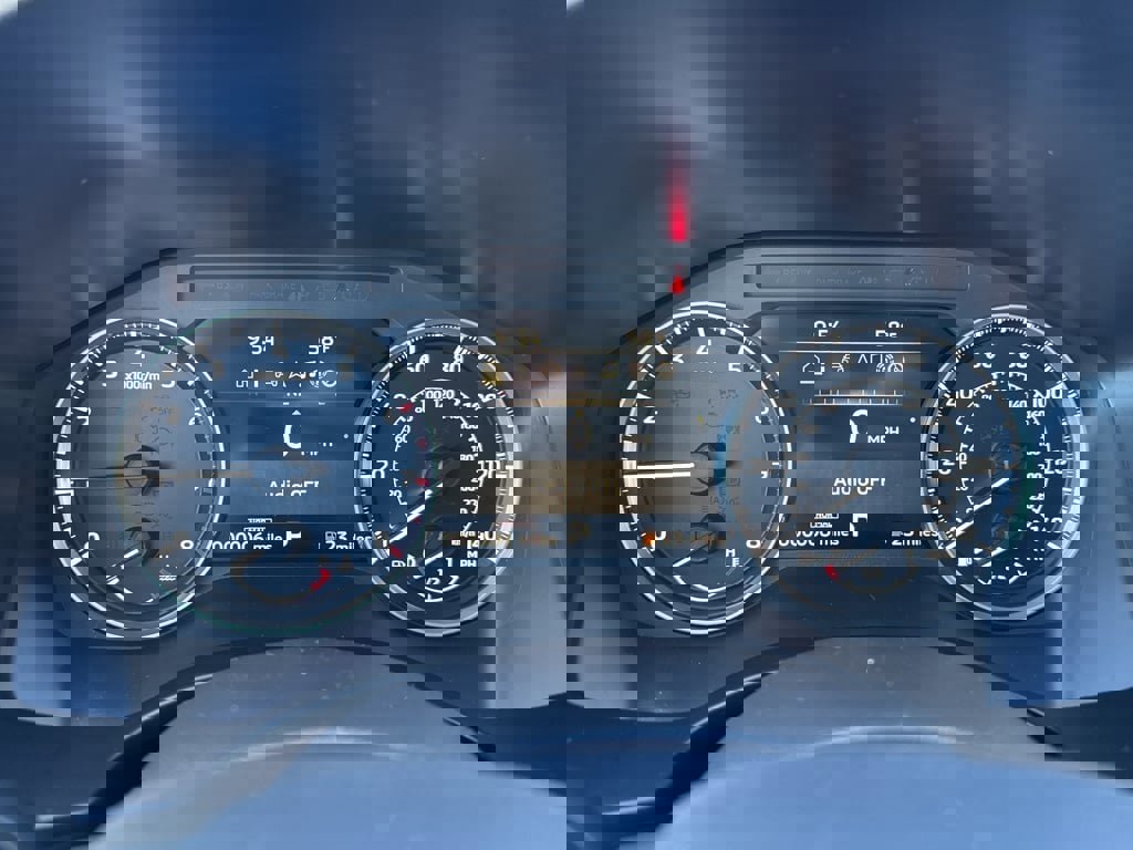 New 2025 Mitsubishi Outlander SE image 14