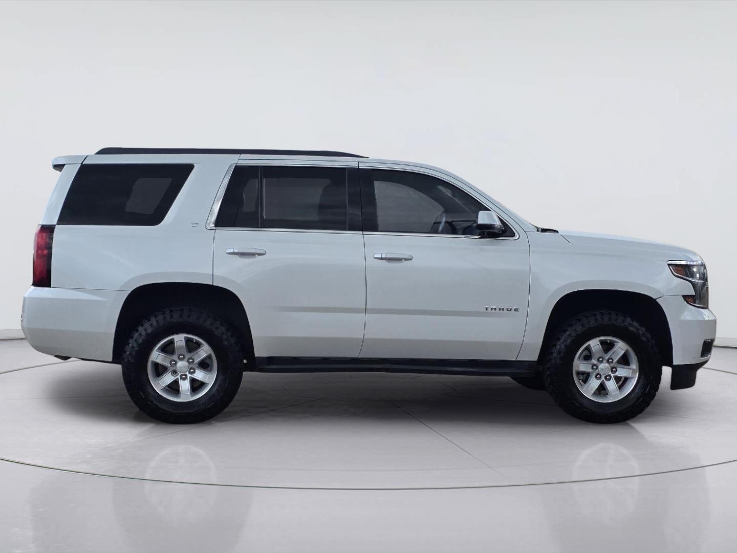 Certified 2019 Chevrolet Tahoe LT w/ Luxury Package RWD image 1