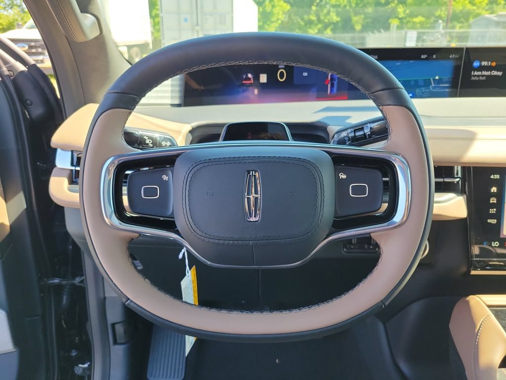 New 2026 Lincoln Navigator Black Label AWD/4WD image 24