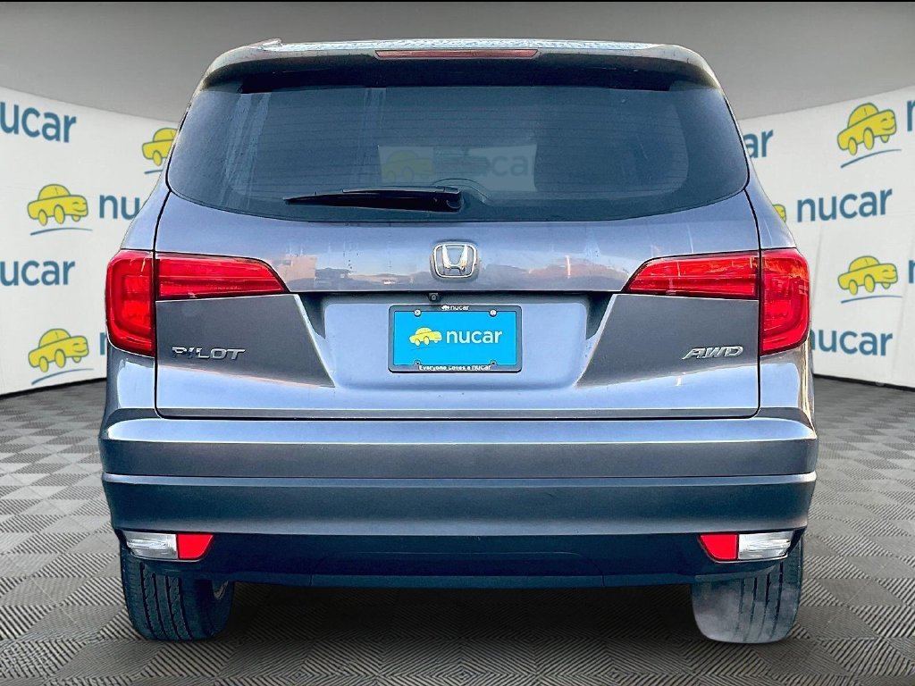 Used 2018 Honda Pilot LX image 5