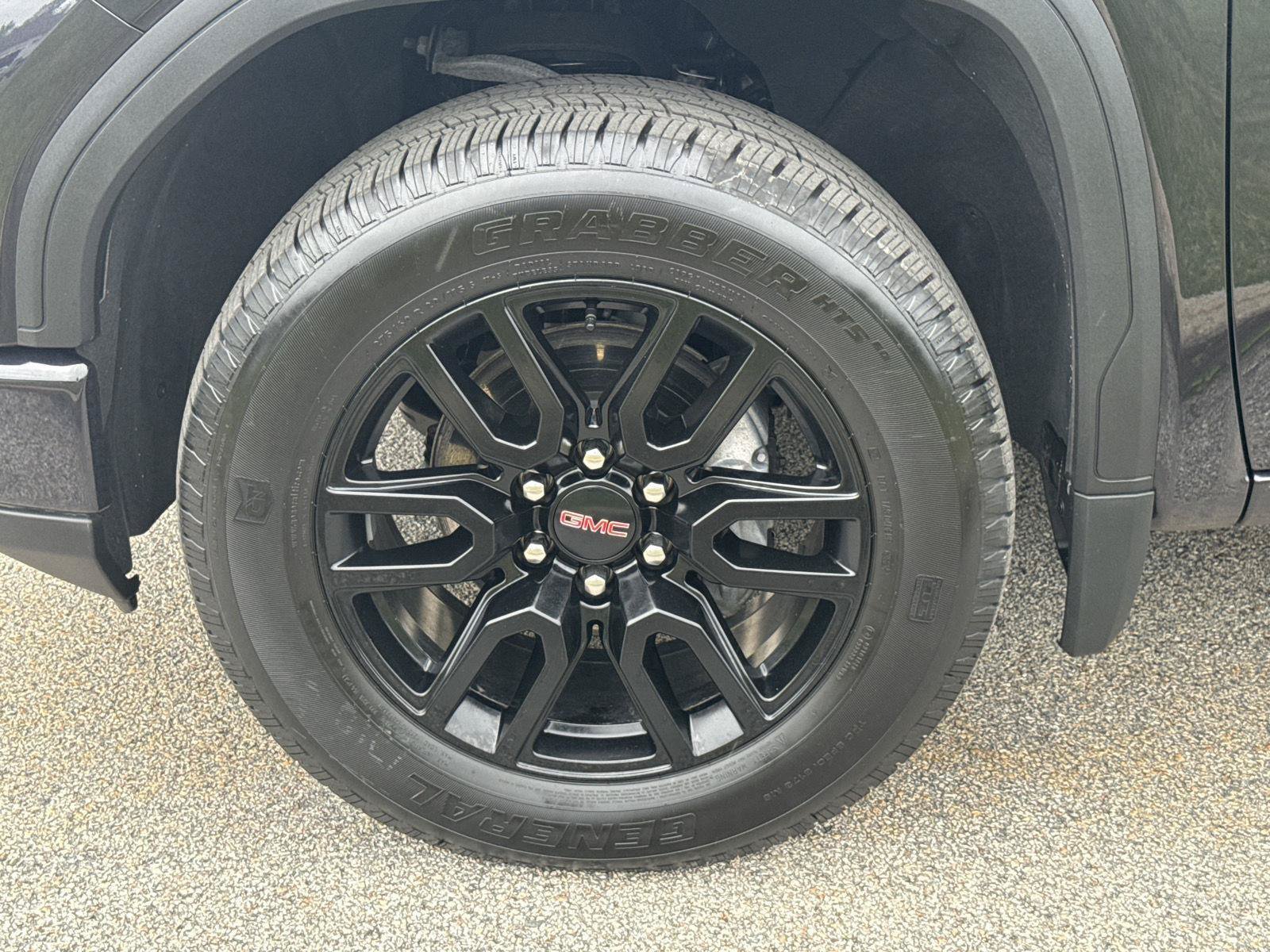 Used 2025 GMC Sierra 1500 Elevation AWD/4WD image 12