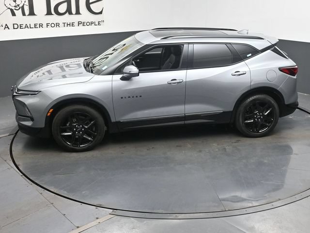 Used 2023 Chevrolet Blazer RS w/ Driver Confidence II Package AWD/4WD image 58