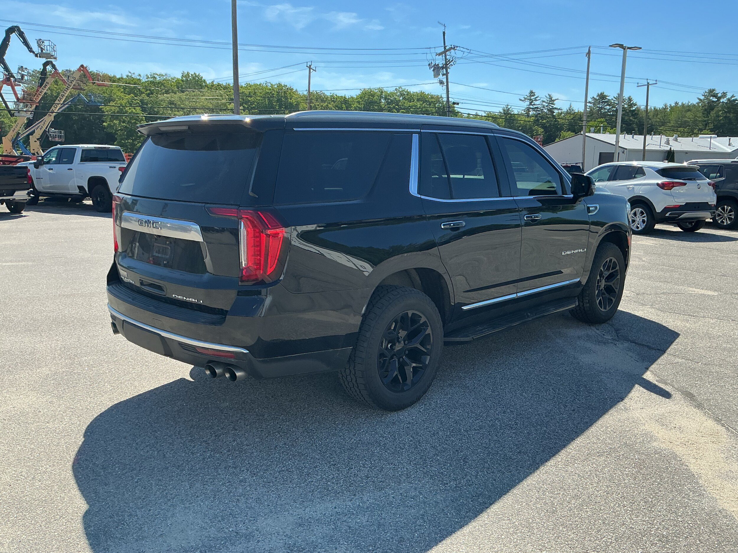 Certified 2023 GMC Yukon Denali AWD/4WD image 4