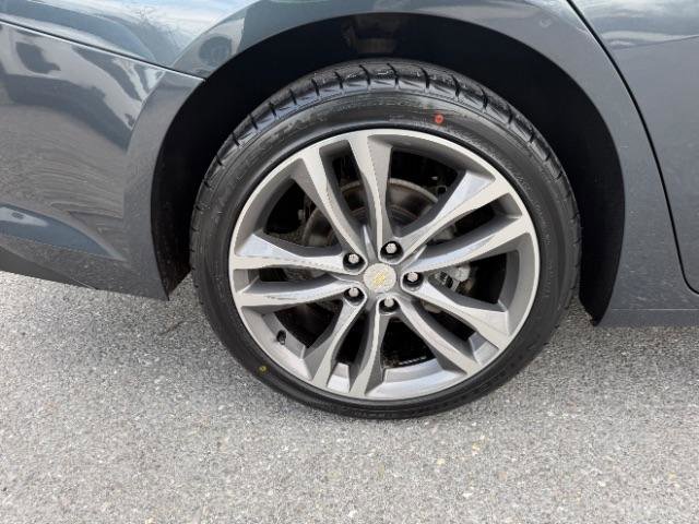 Used 2021 Chevrolet Malibu LT image 13