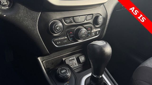 Used 2014 Jeep Cherokee Latitude w/ Comfort/Convenience Group image 26