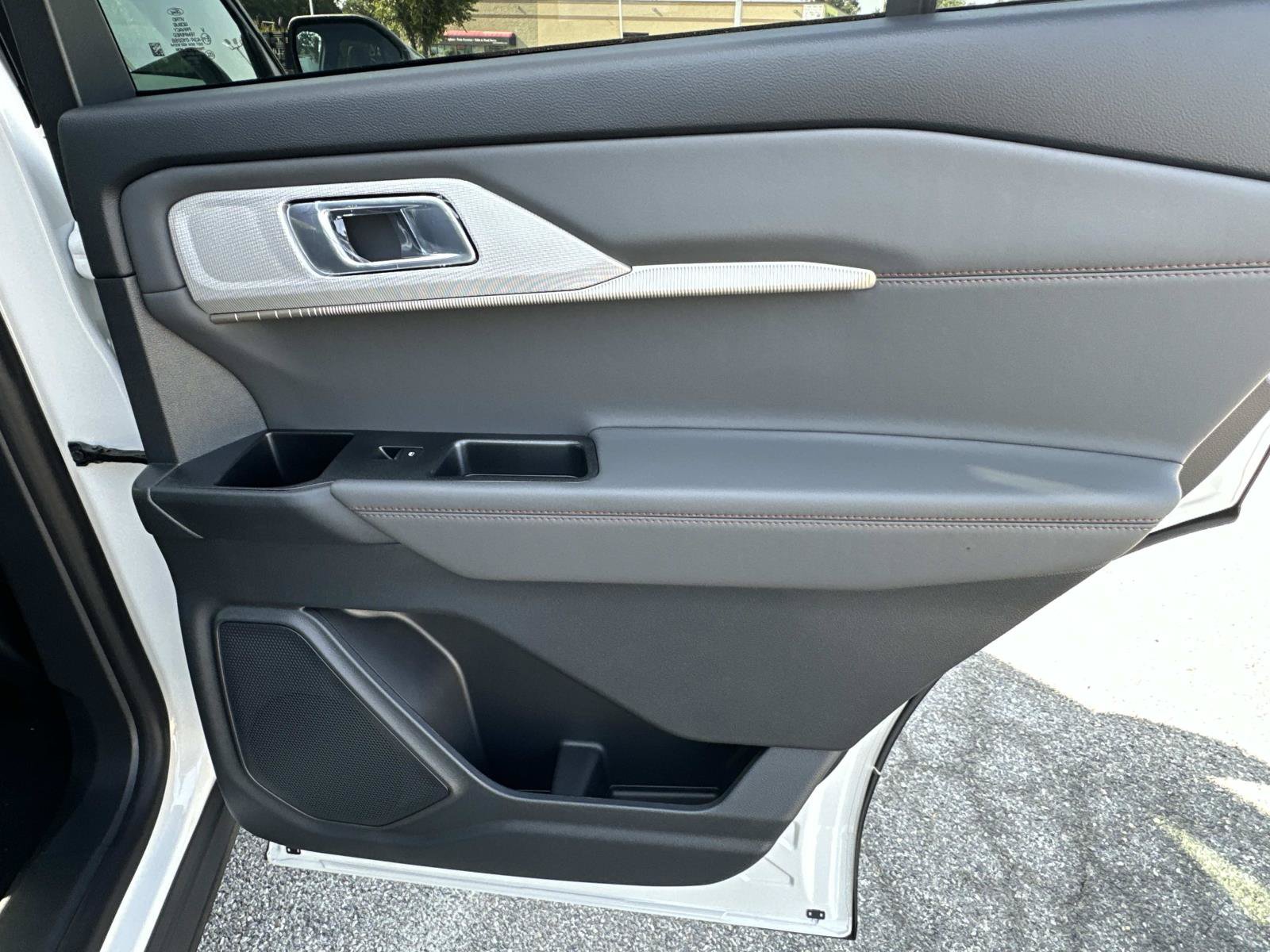 New 2027 Ford Explorer Active AWD/4WD image 30
