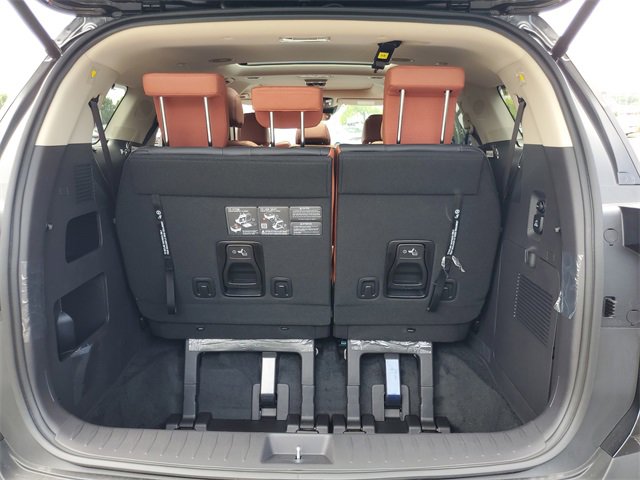 New 2026 Kia Carnival SX image 8