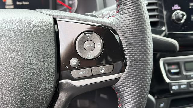 Used 2024 Honda Passport Black Edition image 15