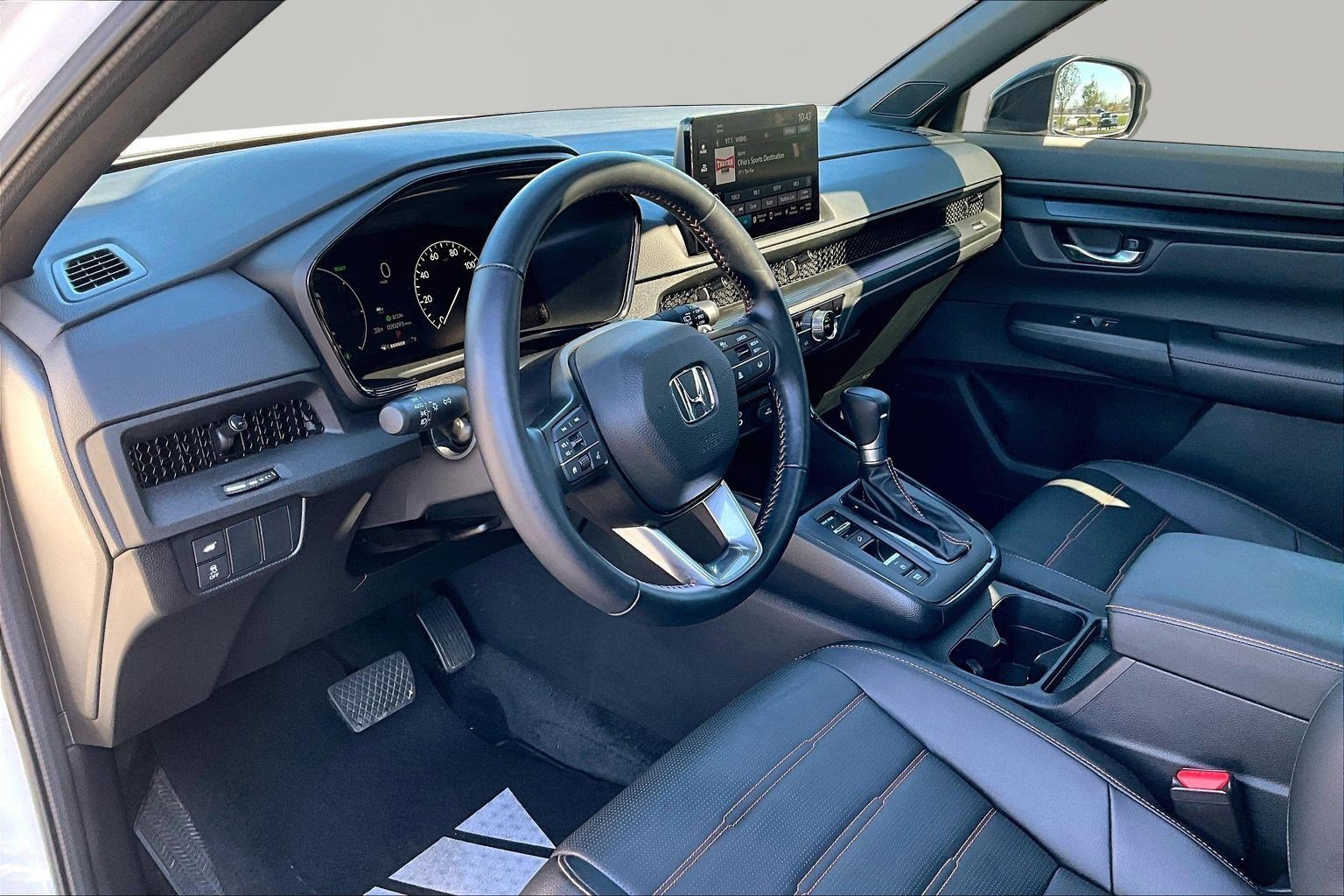 Used 2025 Honda CR-V Sport-L image 17