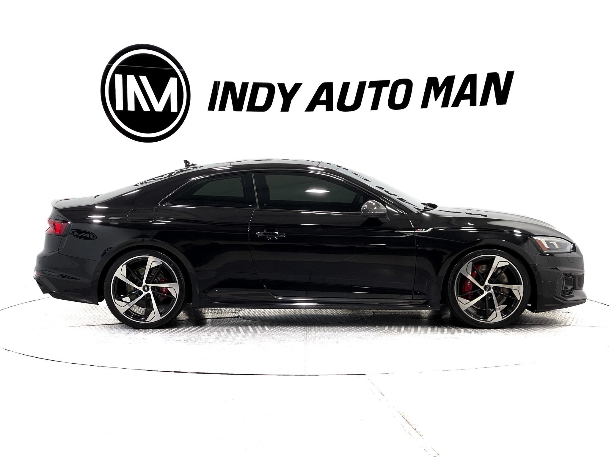 Used 2019 Audi RS 5 w/ Black Optic Carbon Package AWD/4WD image 3