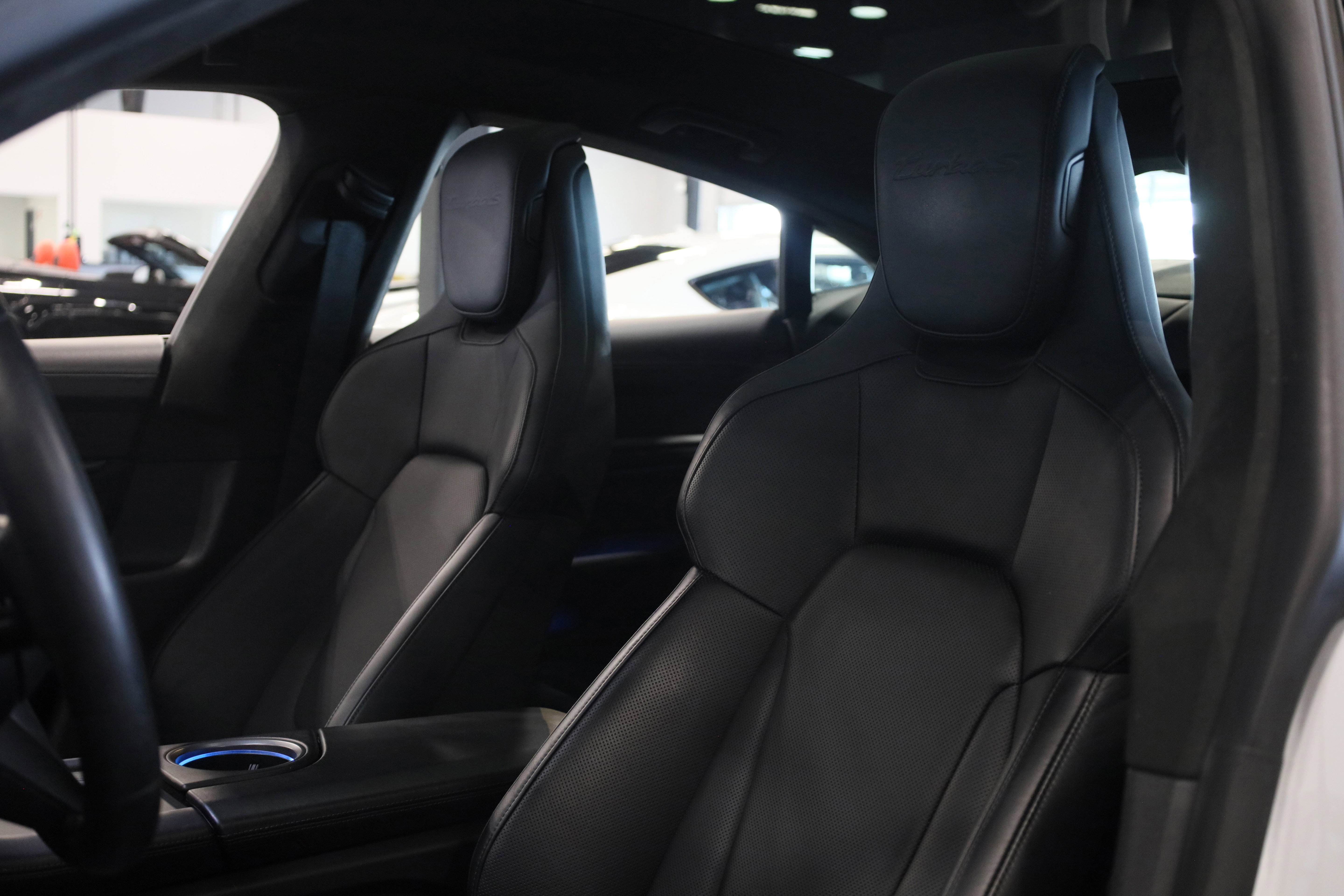 Used 2020 Porsche Taycan Turbo S image 17