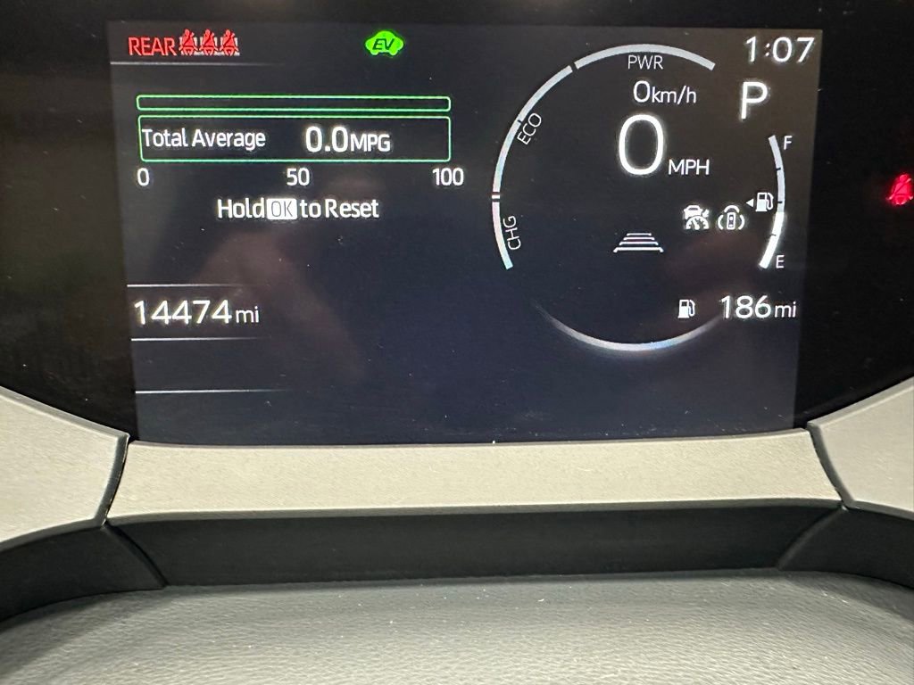 Used 2025 Toyota Prius LE FWD image 23