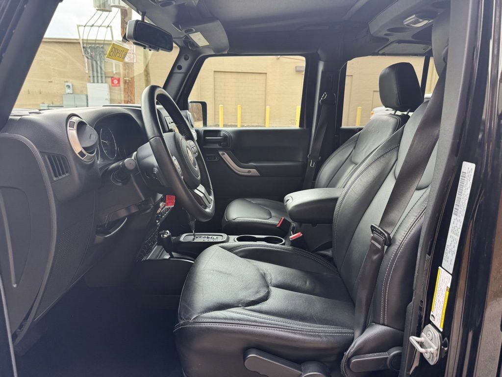 Used 2018 Jeep Wrangler Unlimited Sahara image 21