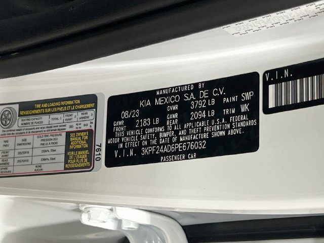 Certified 2023 Kia Forte LXS FWD image 29
