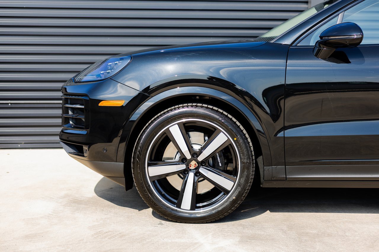 New 2026 Porsche Cayenne S image 11