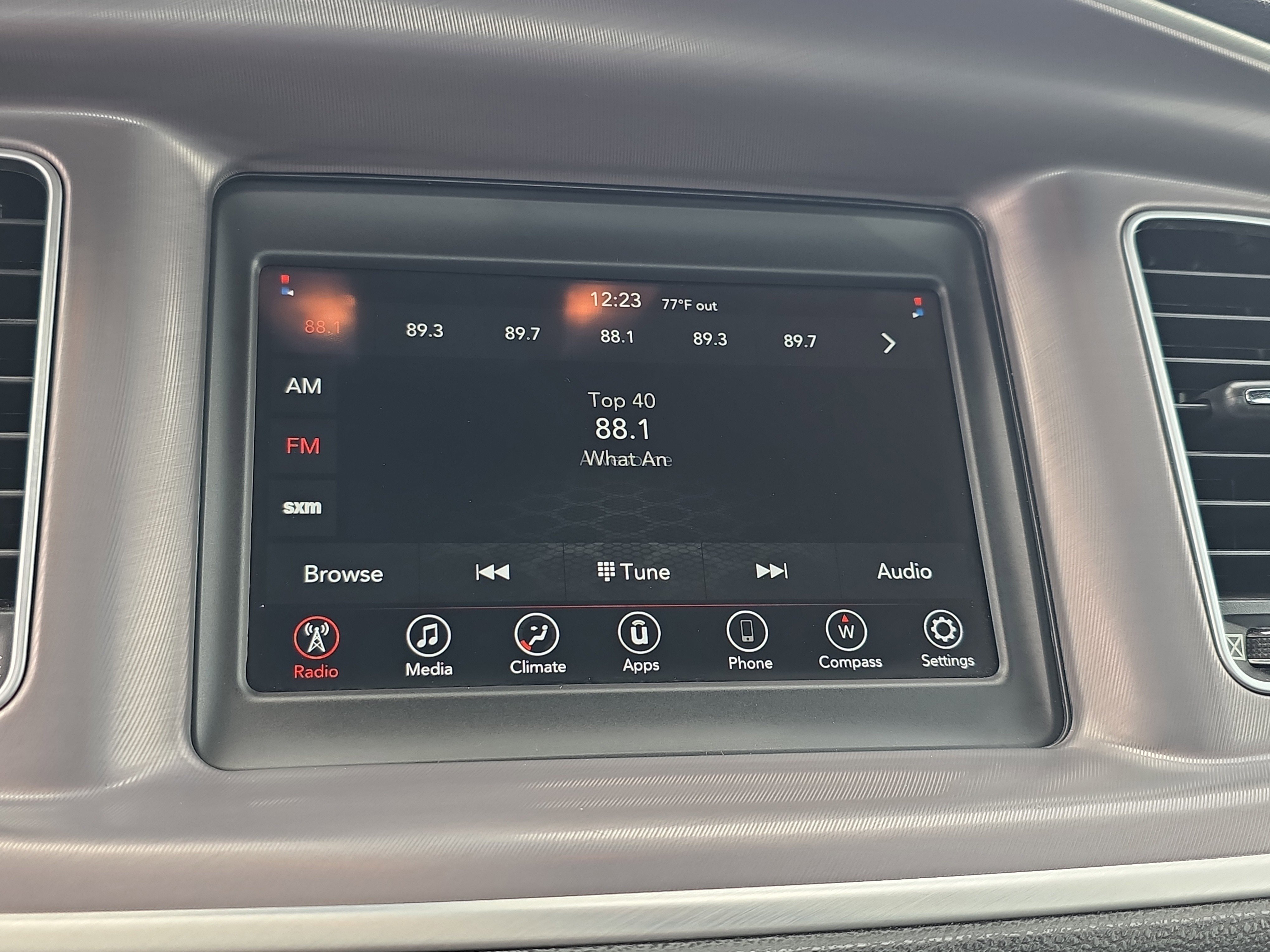 Used 2022 Dodge Charger SXT image 32