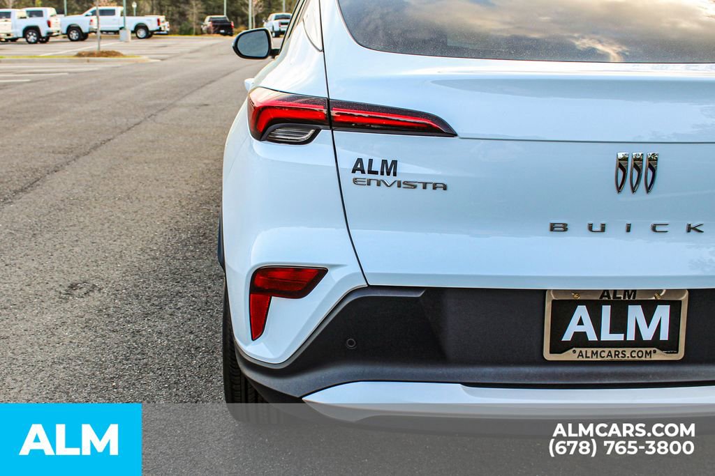 Used 2025 Buick Envista Preferred image 13
