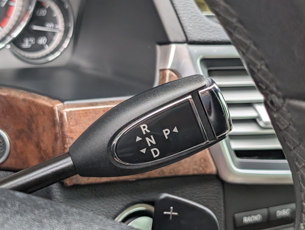 Used 2012 Mercedes-Benz E 350 4MATIC Sedan image 29