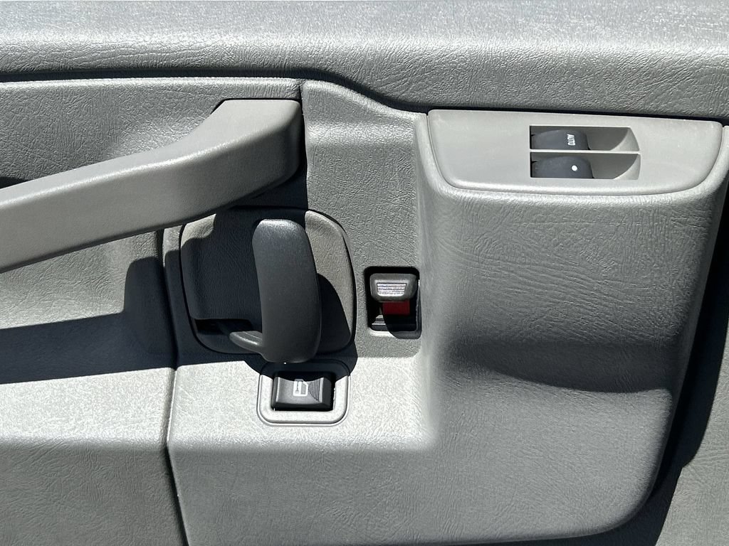 New 2025 GMC Savana 3500 w/ Power Convenience Package RWD image 22