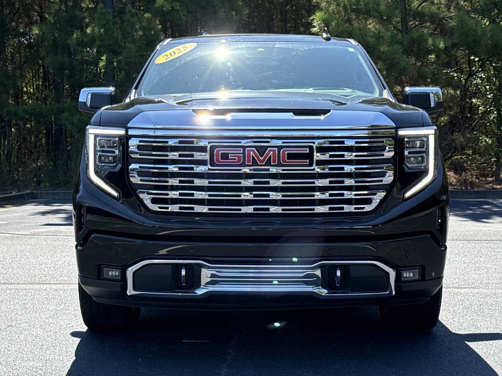 Used 2025 GMC Sierra 1500 Denali w/ Denali Reserve Package AWD/4WD image 35