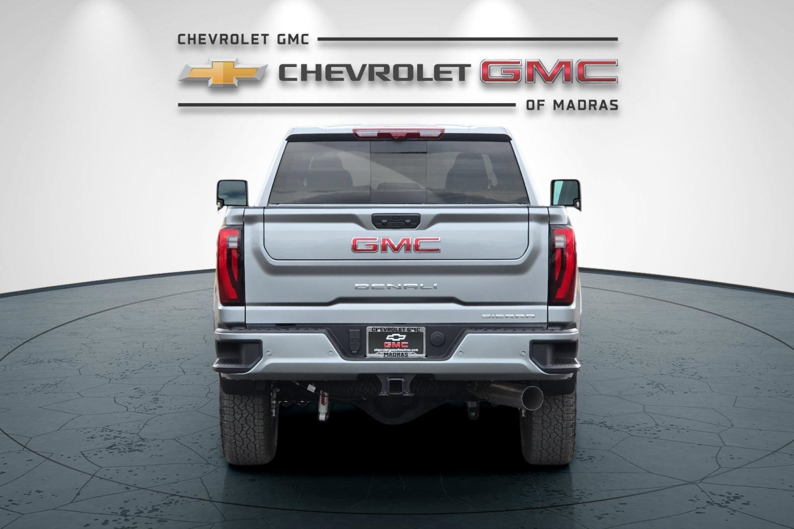 New 2026 GMC Sierra 2500 Denali w/ Denali Reserve Package image 4