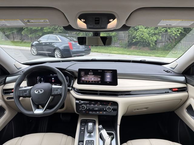 Used 2025 INFINITI QX60 Luxe w/ Vision Package FWD image 18