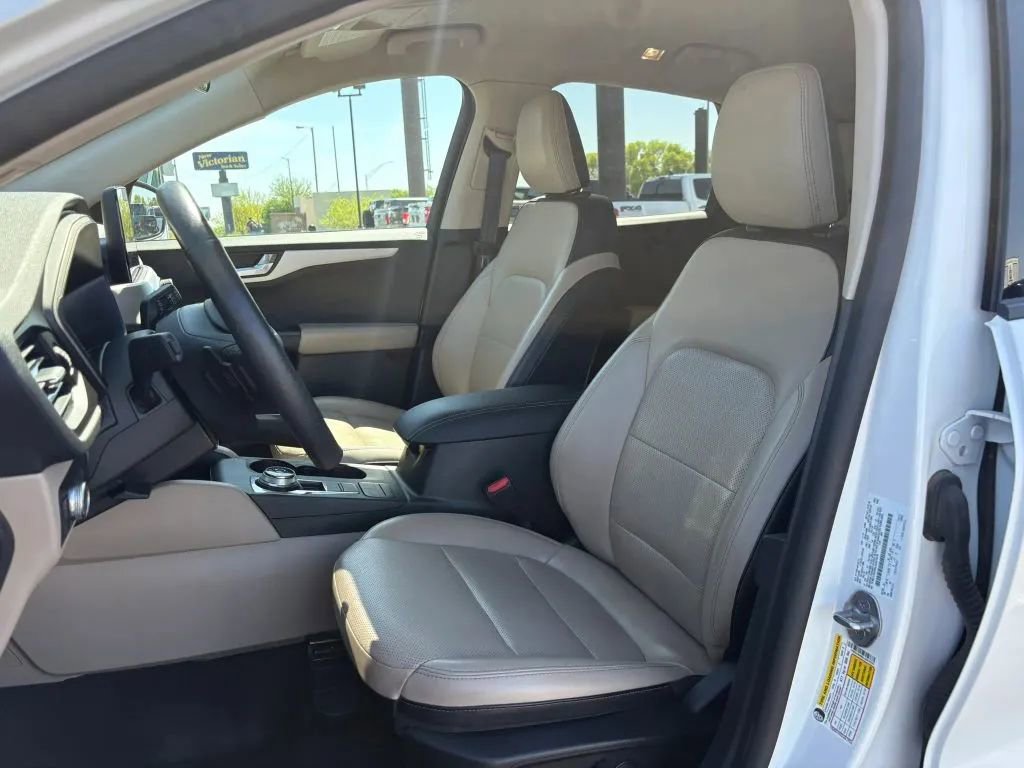 Used 2020 Ford Escape SEL AWD/4WD image 21