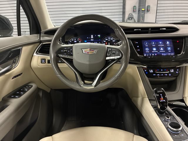 Certified 2022 Cadillac XT6 Premium Luxury w/ Technology Package FWD image 13