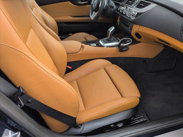 Used 2013 BMW Z4 sDrive35i image 16