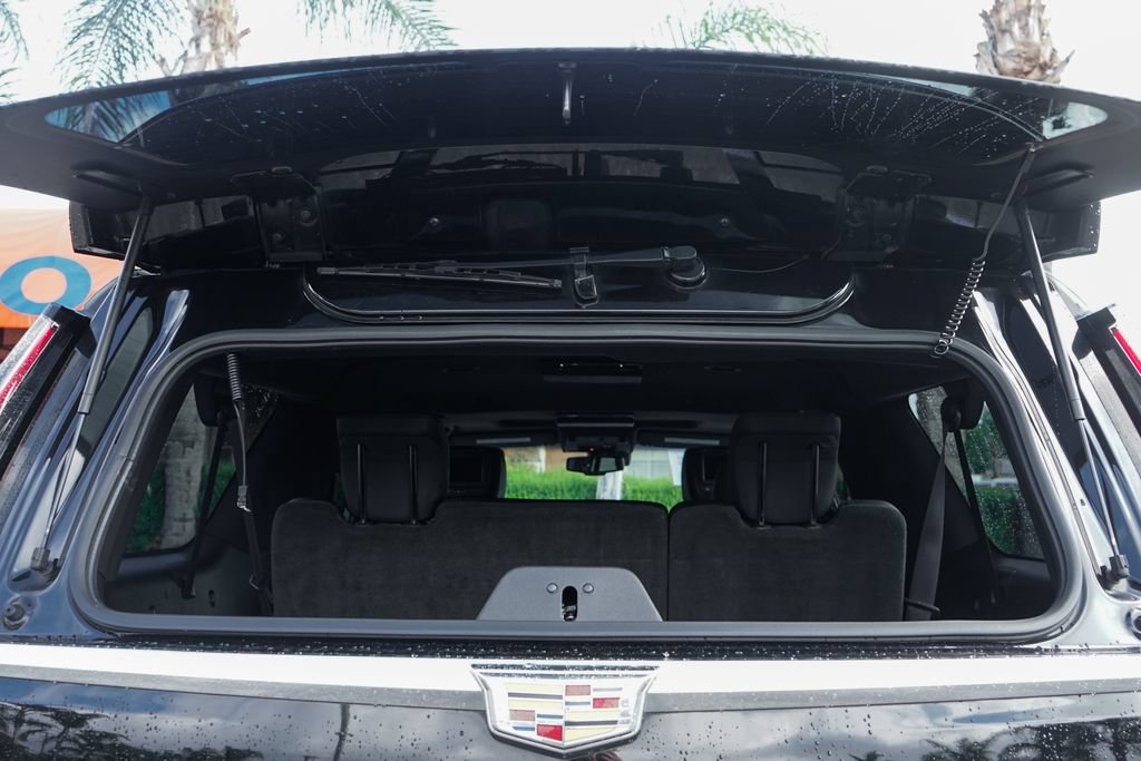 Used 2016 Cadillac Escalade ESV Platinum AWD/4WD image 9