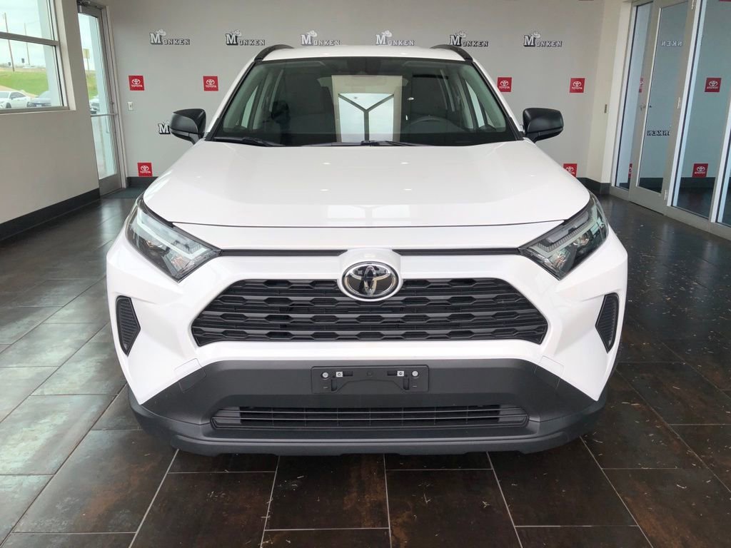 Used 2025 Toyota RAV4 LE image 2