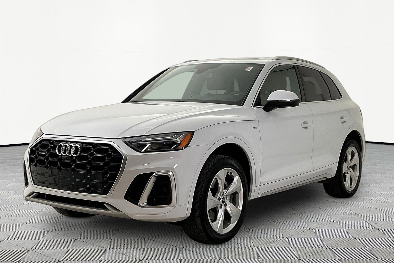 Used 2022 Audi Q5 2.0T Premium Plus AWD/4WD image 1