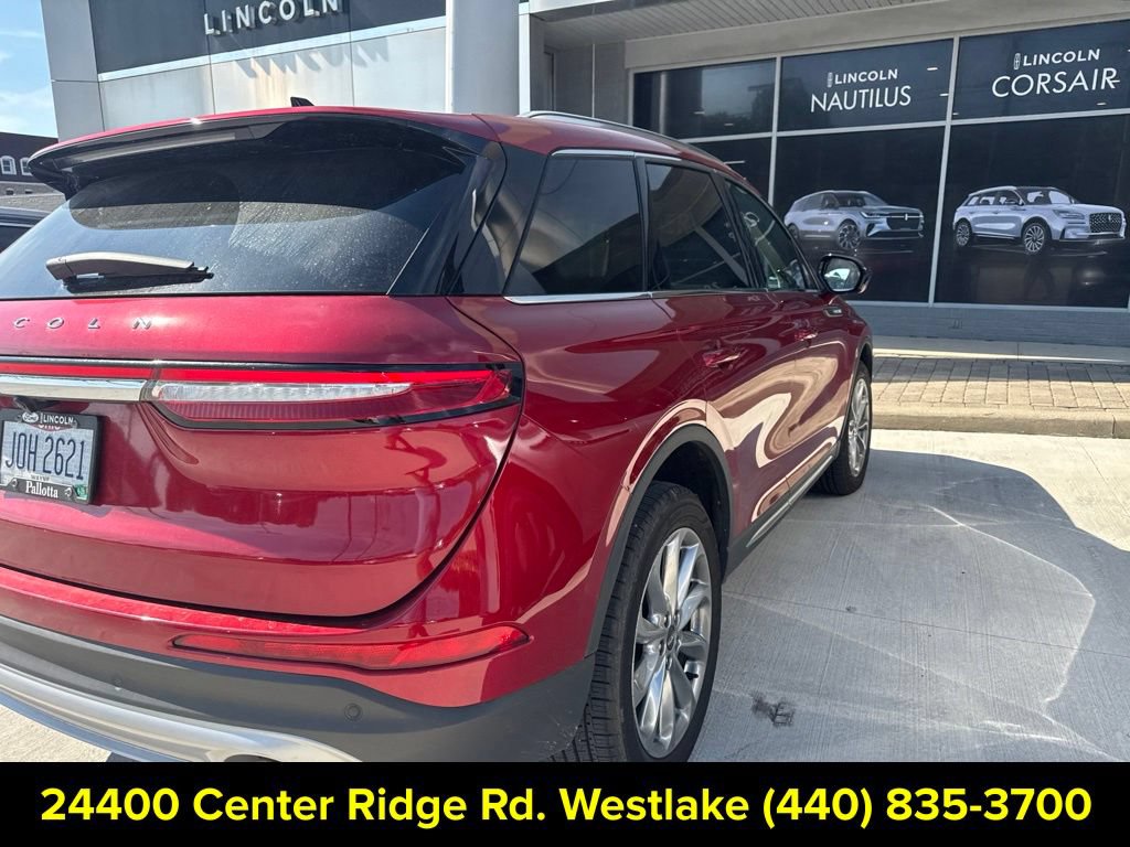 Used 2022 Lincoln Corsair AWD w/ Premium Package image 10