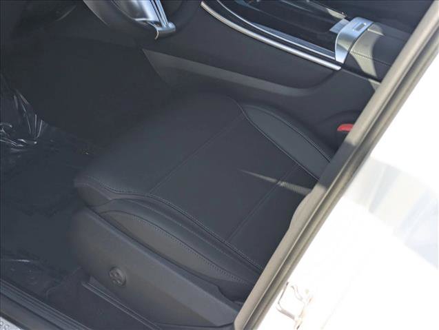 New 2026 Mercedes-Benz GLC 300 4MATIC image 4