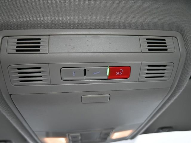 Used 2021 Volkswagen Tiguan SEL image 34