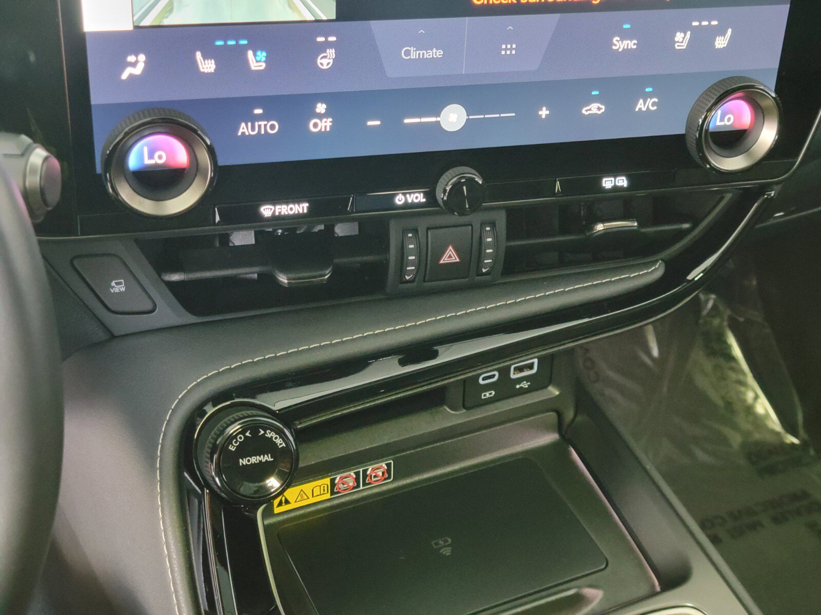 Used 2025 Lexus NX 350h AWD w/ Premium Package image 24