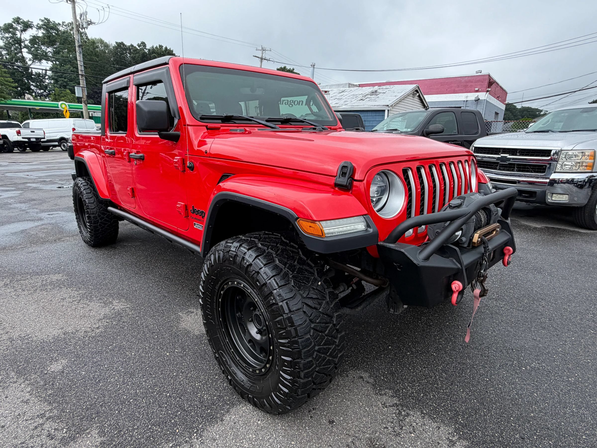 Used 2020 Jeep Gladiator Overland AWD/4WD image 8