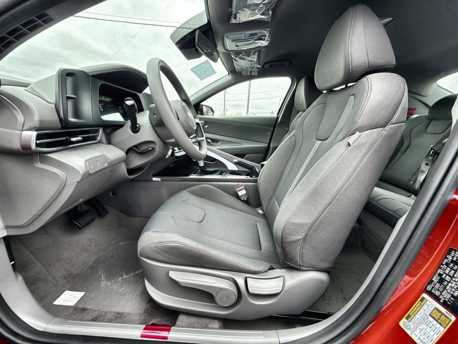 New 2026 Hyundai Elantra SE image 13