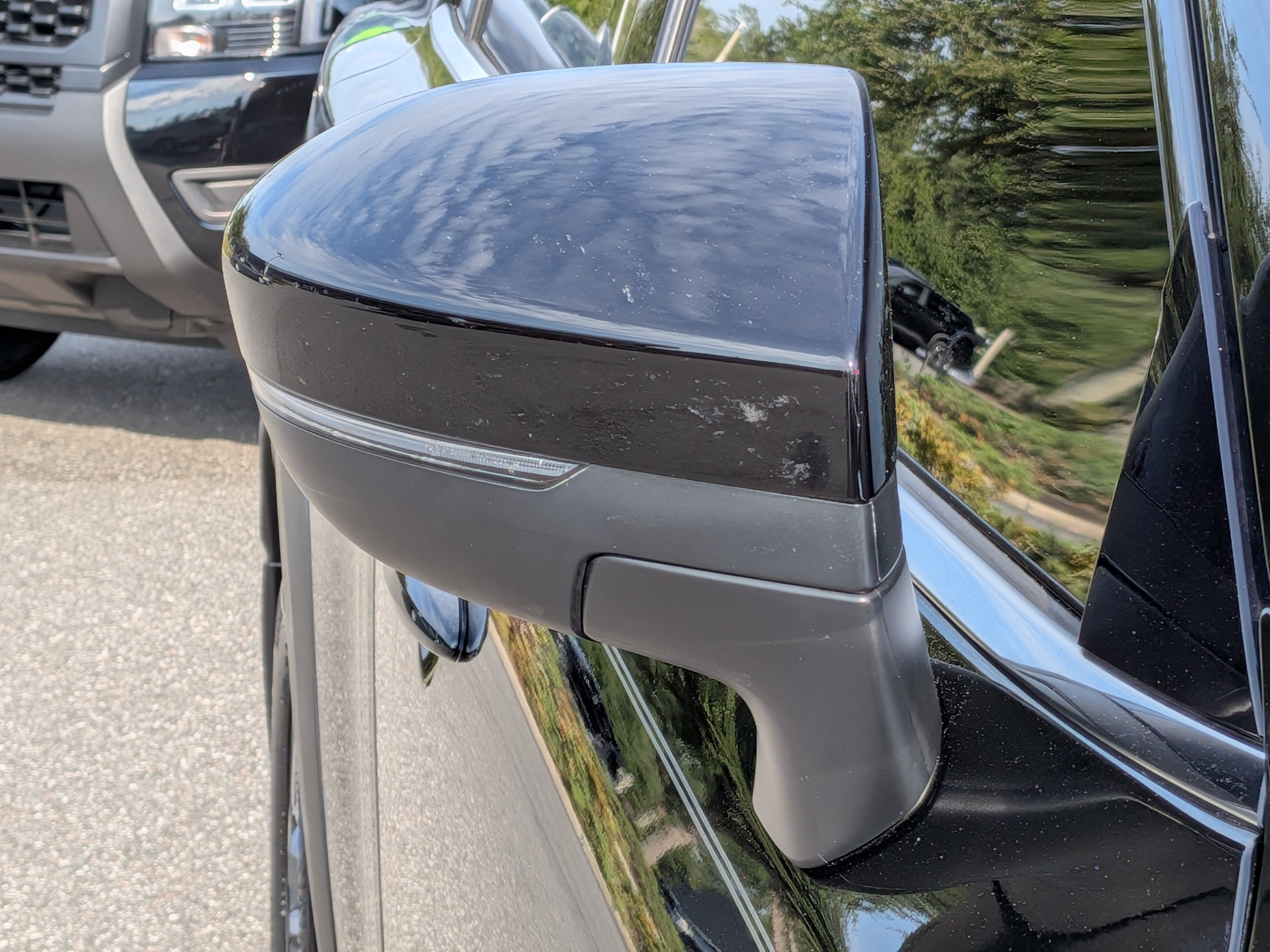 Certified 2024 Nissan Pathfinder SV FWD image 11