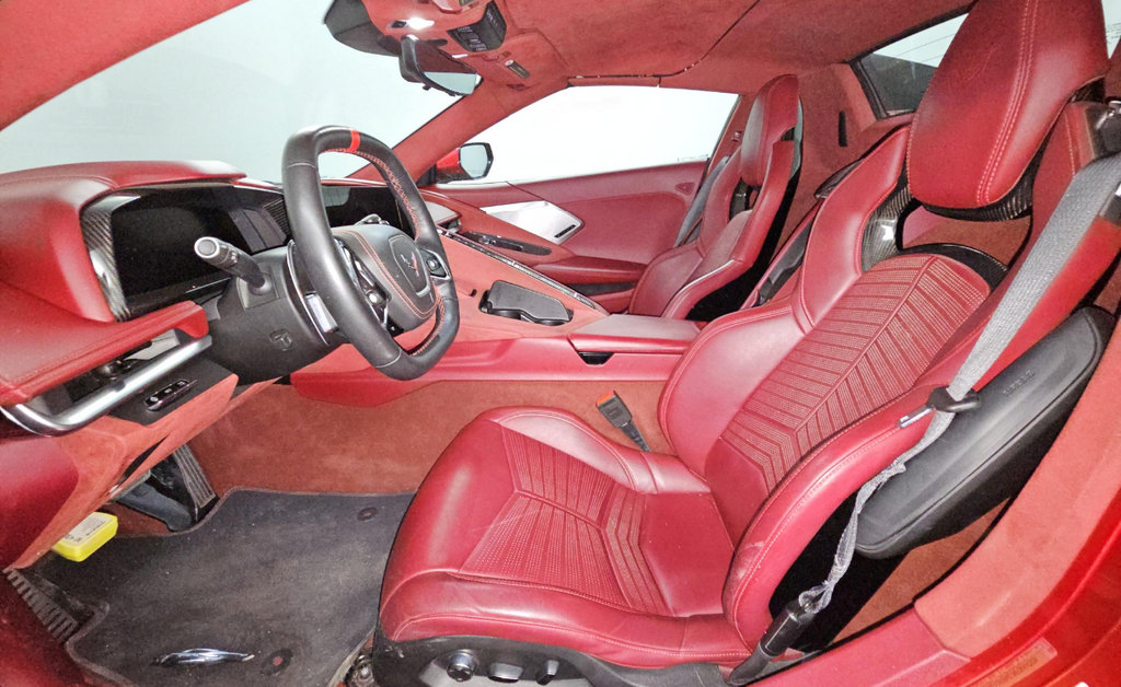 Used 2021 Chevrolet Corvette Stingray Premium Conv w/ Z51 Performance Package RWD image 11