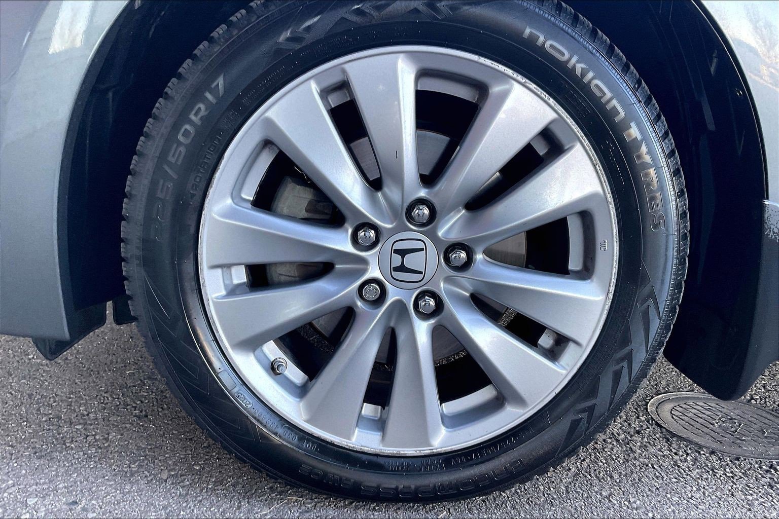 Used 2012 Honda Accord EX-L image 22