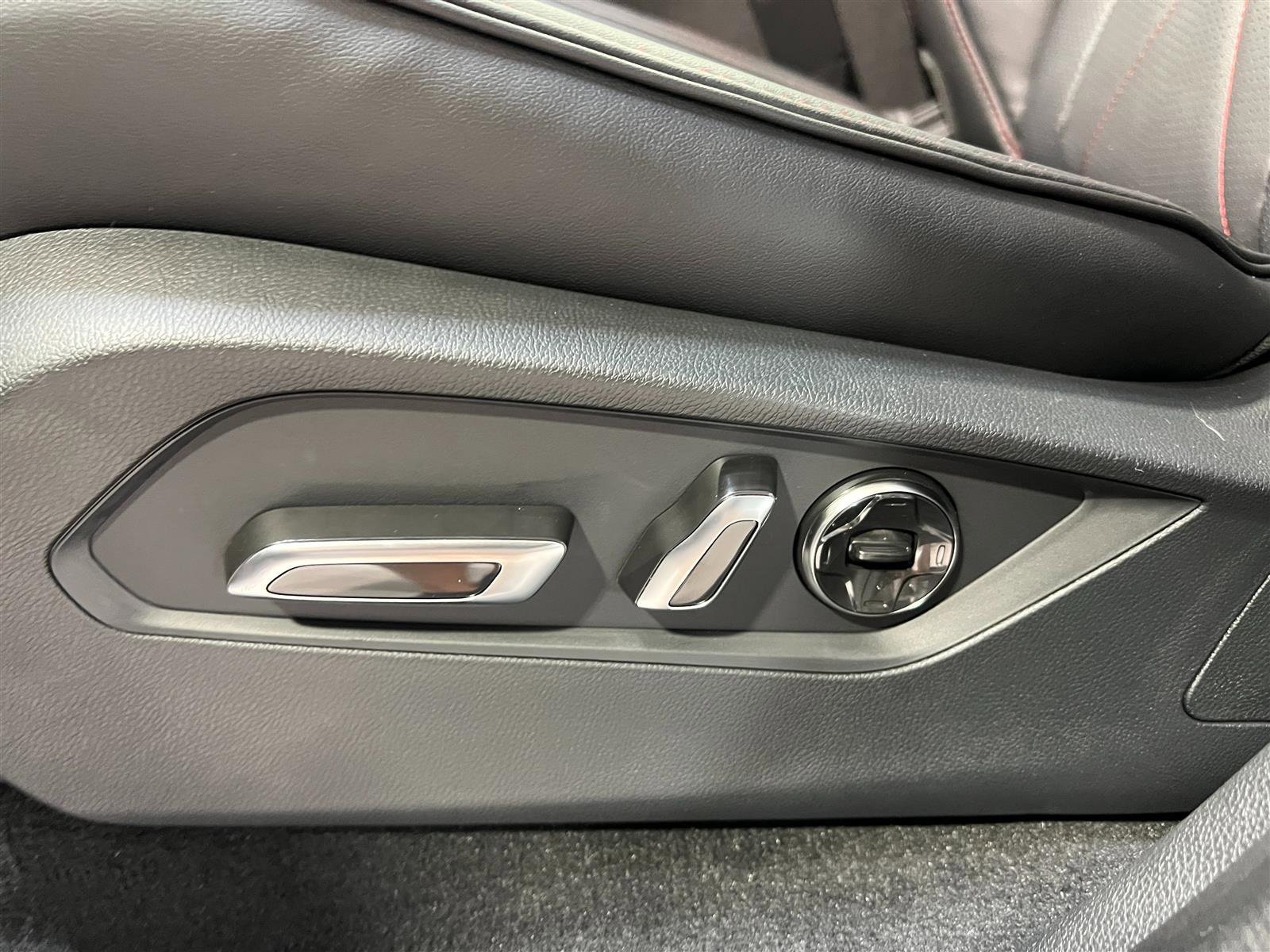 New 2026 Acura MDX A-Spec image 17