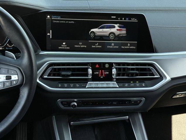 Used 2022 BMW X5 xDrive45e w/ Luxury Seating Package image 17