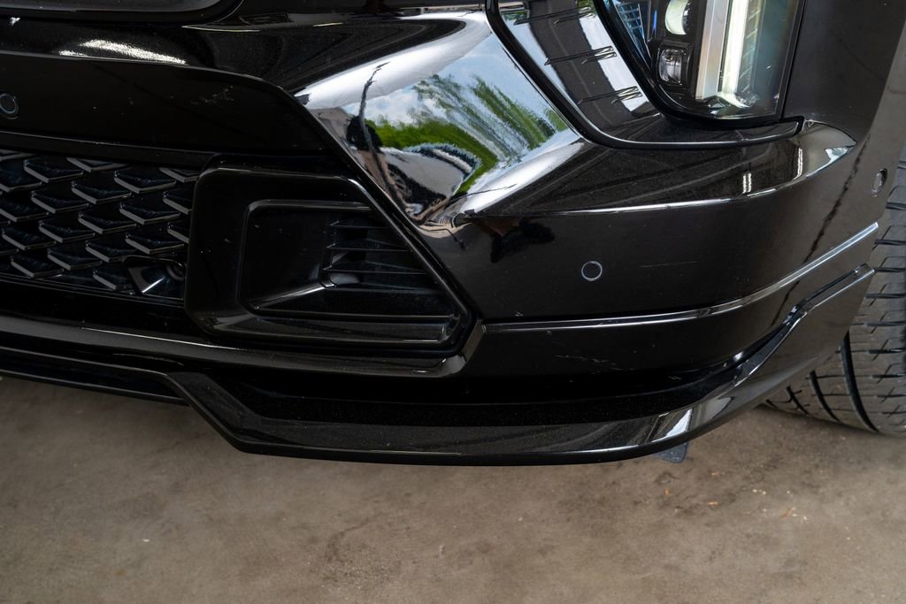 Used 2025 Cadillac Escalade ESV V image 14