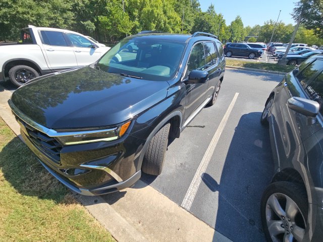 Used 2024 Honda Pilot Touring image 4