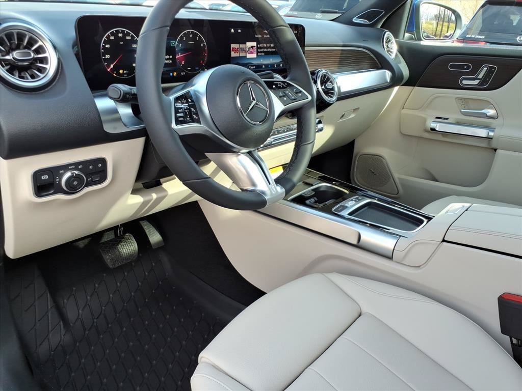 New 2026 Mercedes-Benz GLB 250 image 12