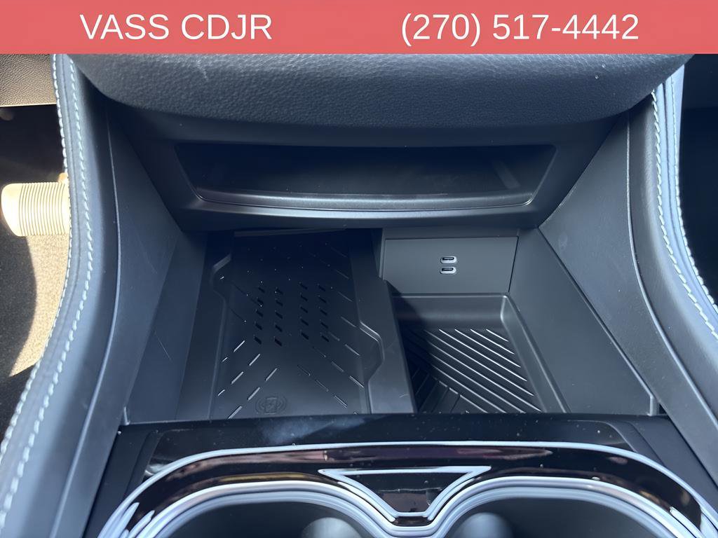 New 2026 Chrysler Pacifica Limited w/ S Appearance Package image 25