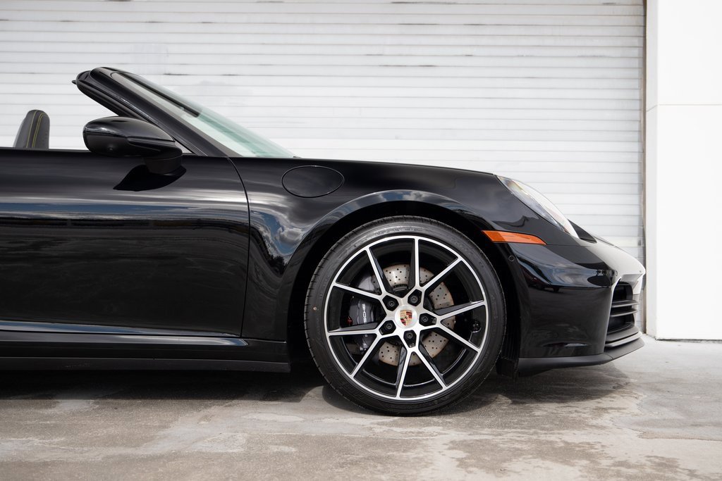 New 2026 Porsche 911 Carrera image 9
